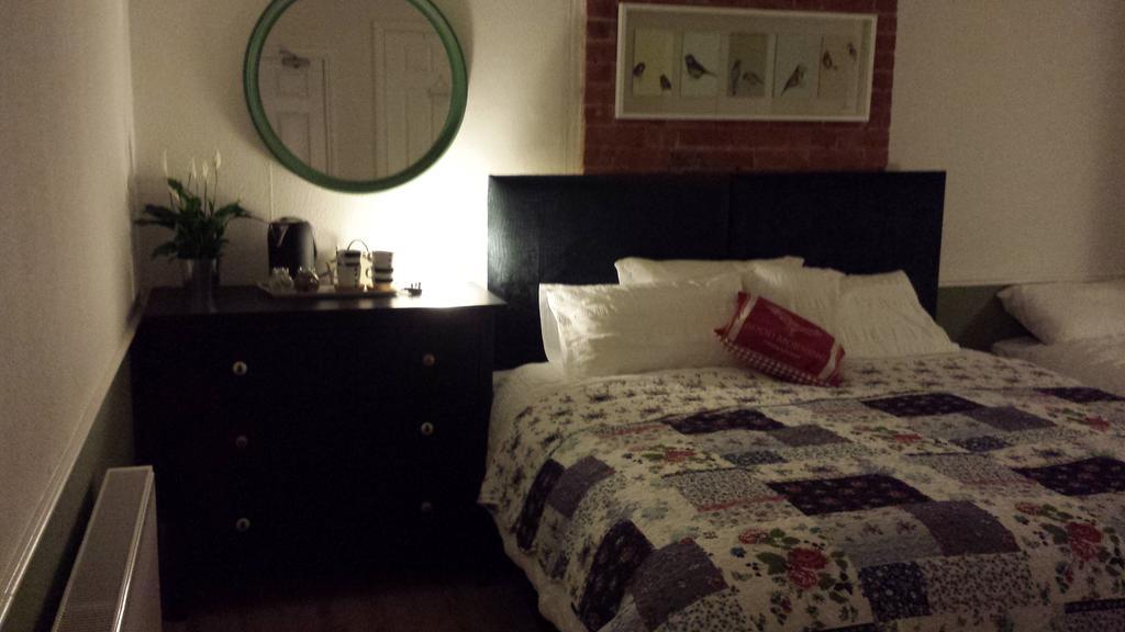 The Railway Inn Westerfield Chambre photo