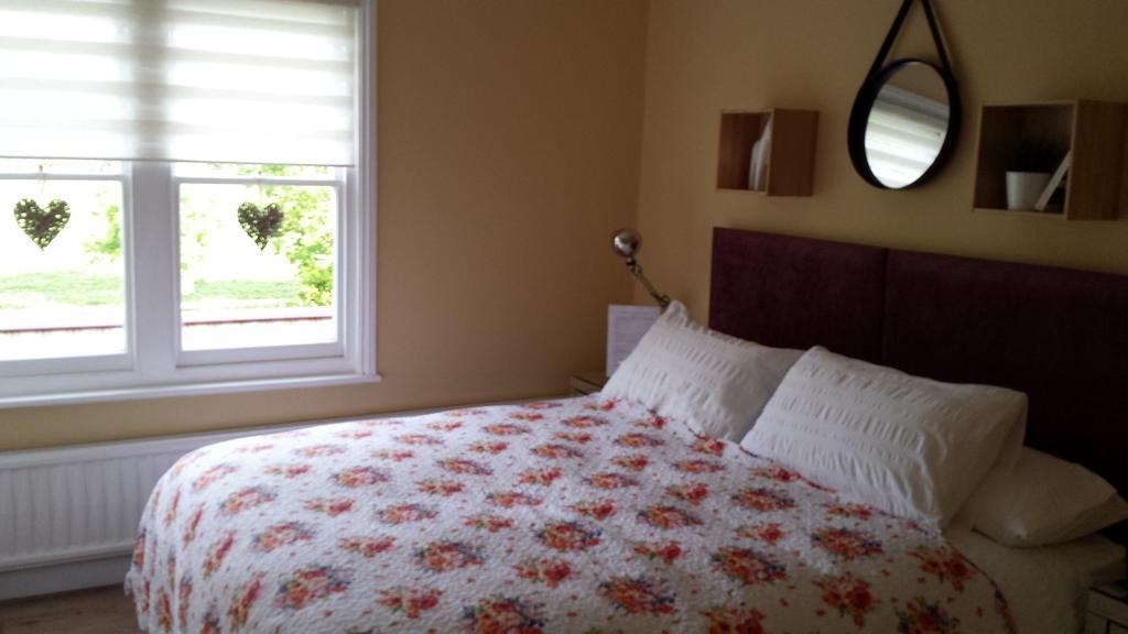 The Railway Inn Westerfield Chambre photo